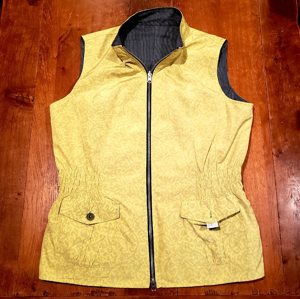 Cute Zowy reversible lightweight vest